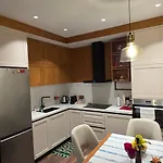 Deluxe Apartment *
